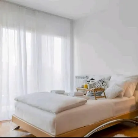 Danube Pearl Apartament Belgrad